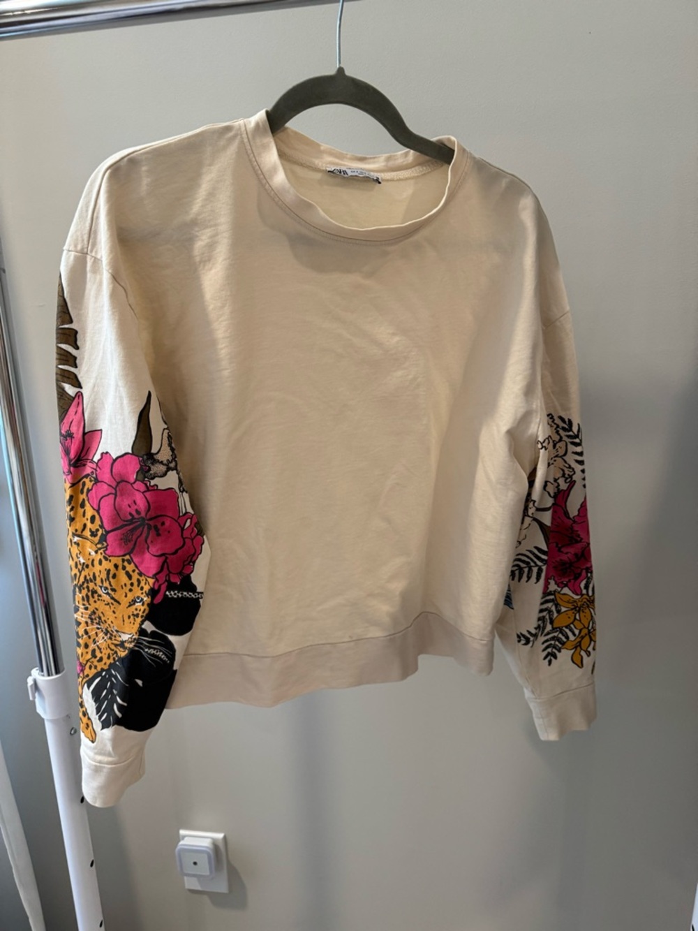 Zara Cream Sweatshirt with Pink & Yellow Floral Sleeves